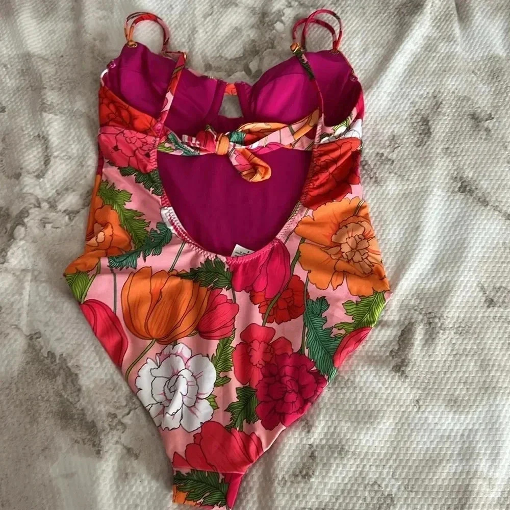 Trina Turk Sunny Bloom Underwire One Piece Size 6 - Picture 5 of 6